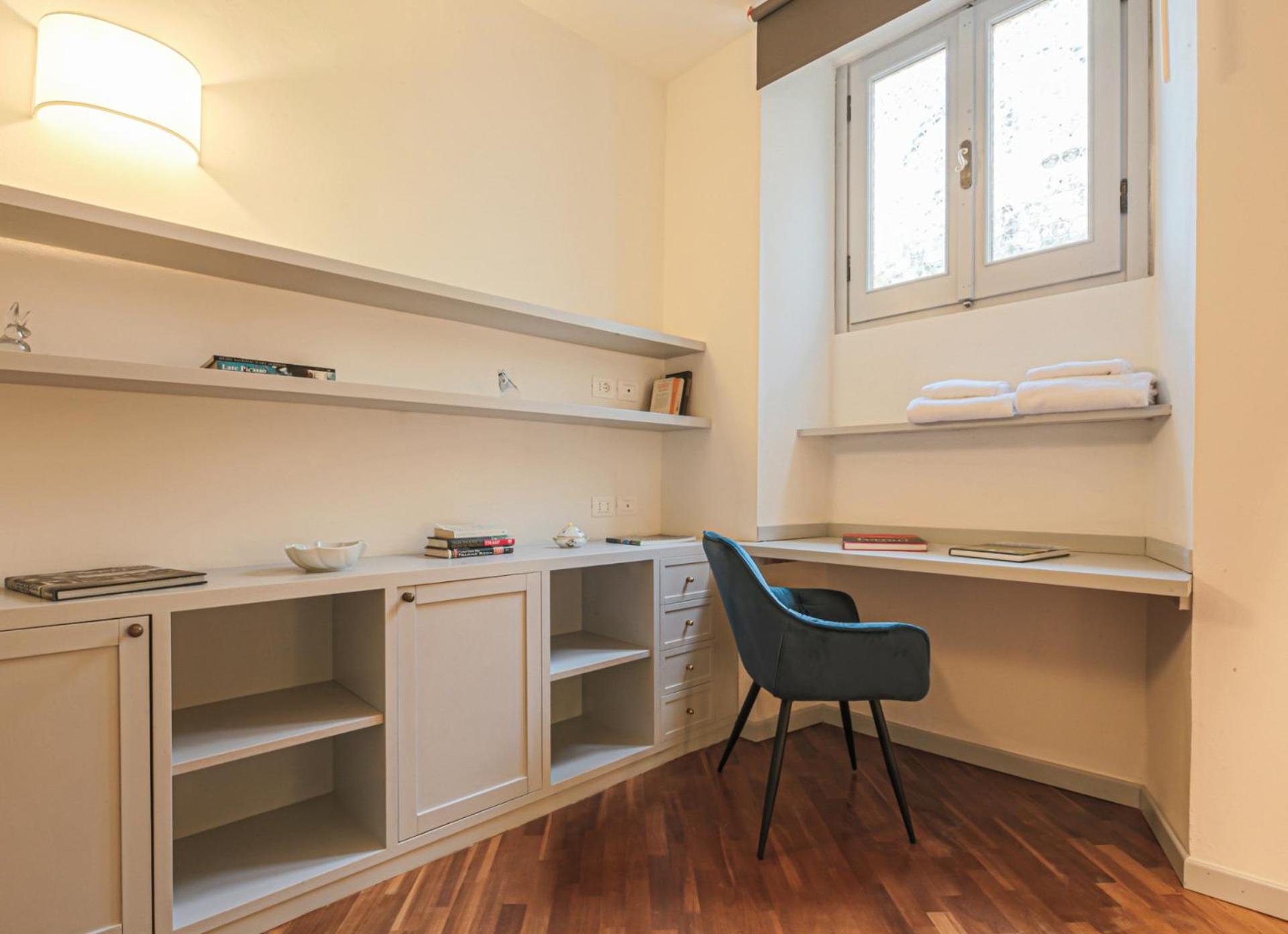 Apartment - Living In Oltrarno *