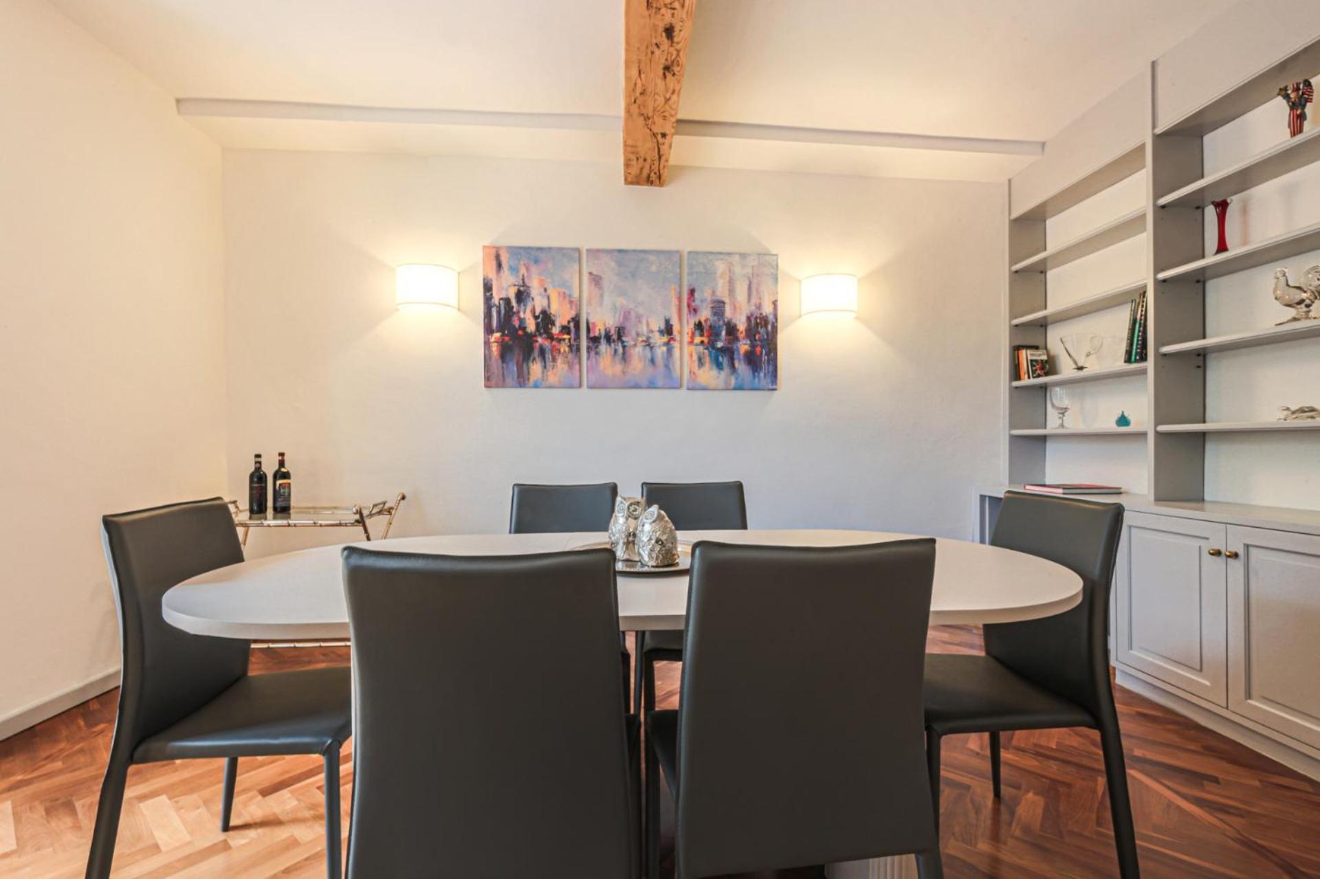 - Living In Oltrarno Apartment *